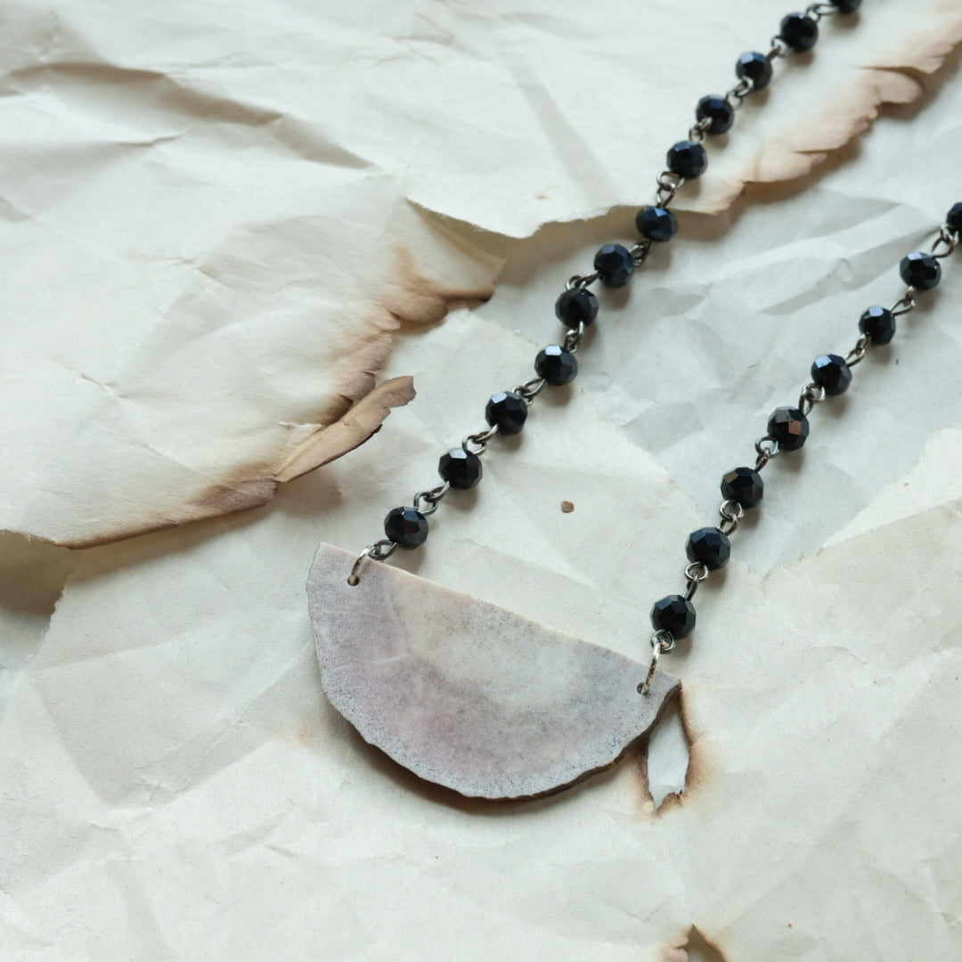 TLee Beads Delicate Antler Necklace