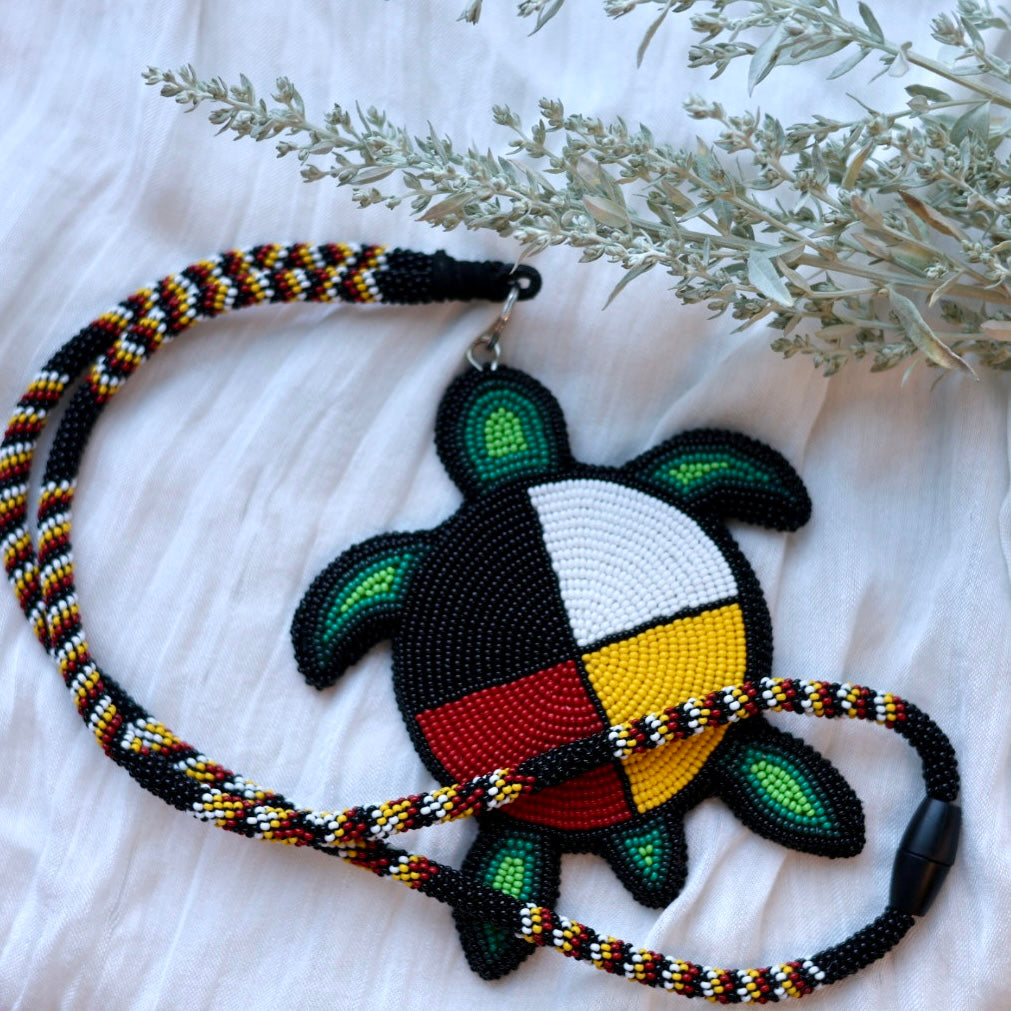 Prairie Beads Medicine Turtle Beaded Medallion – Wanuskewin Collective