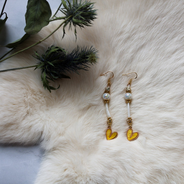 Kristina Cardinal Single Dentalium Earrings