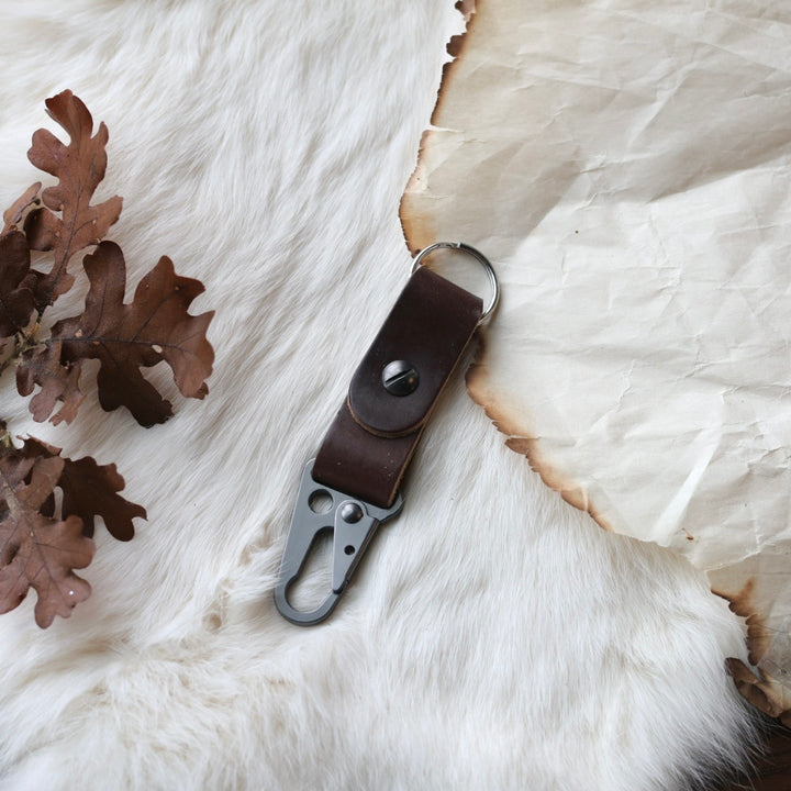 1885 Leather Co. Leather Rifle Clip Keychain