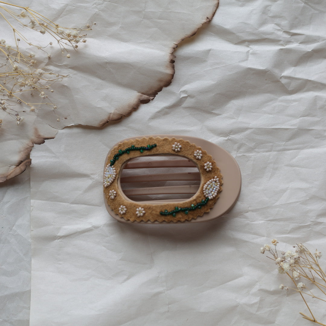 TLee Beads Beaded Flat Claw Clip