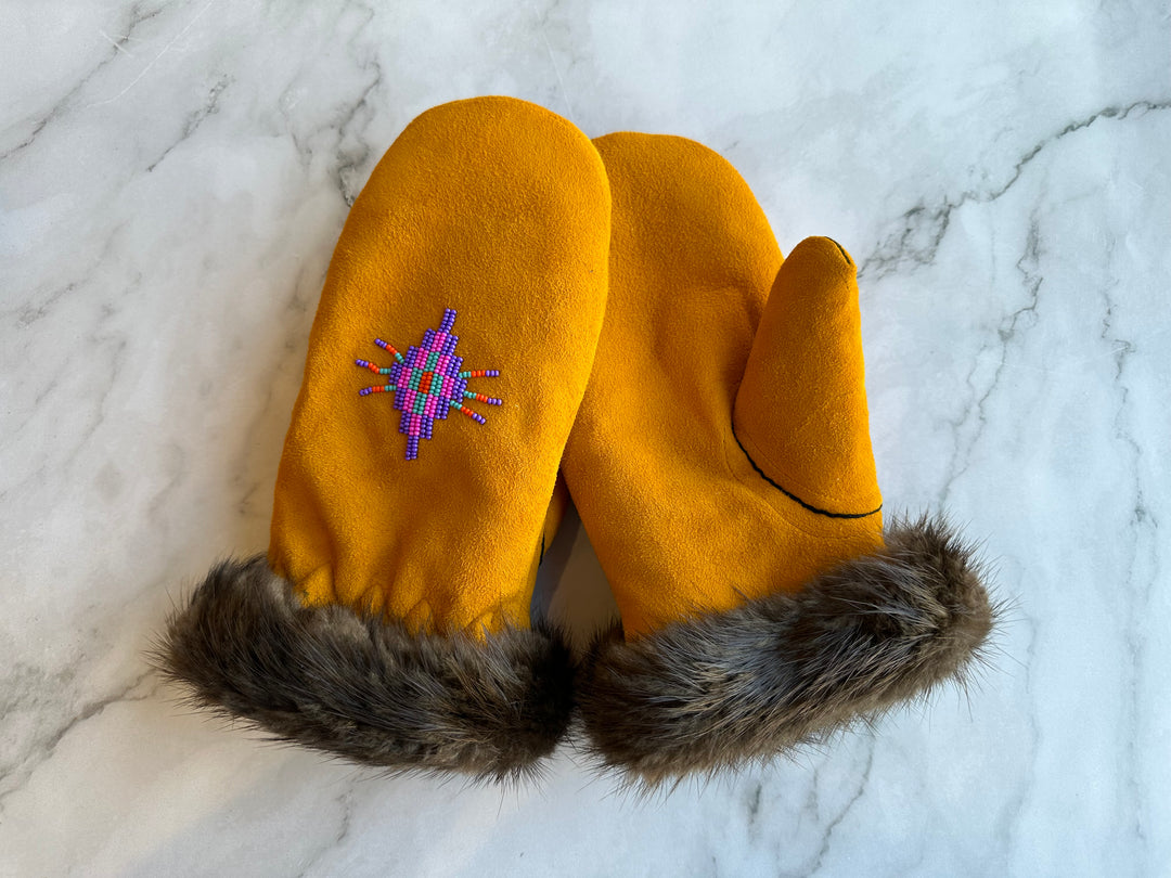 Caroline M. Hide Mitts