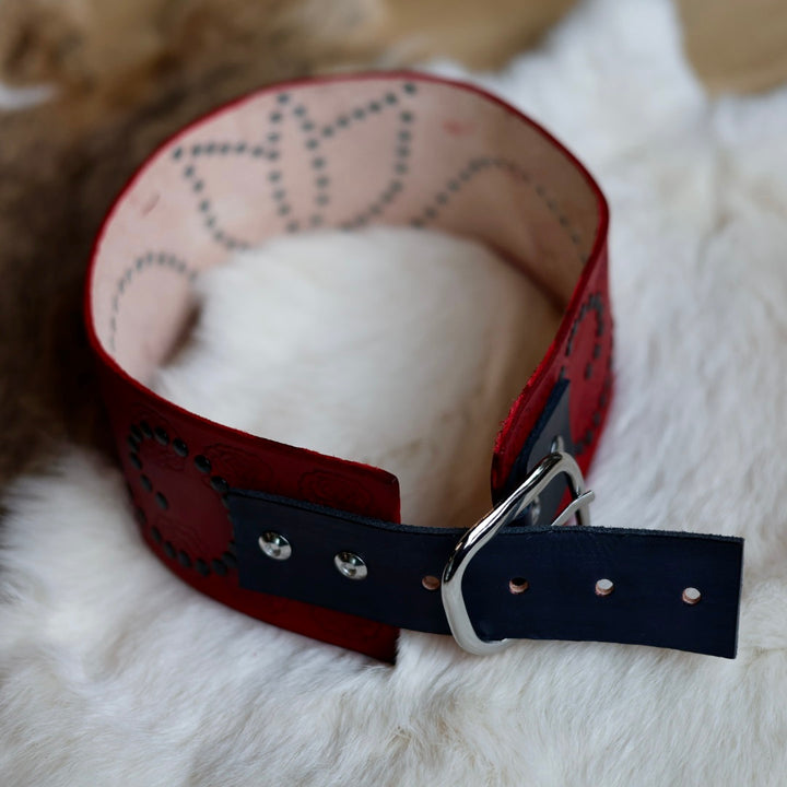 Iskotew Pahkekin Children's 23" Rose Stamped Leather Belt