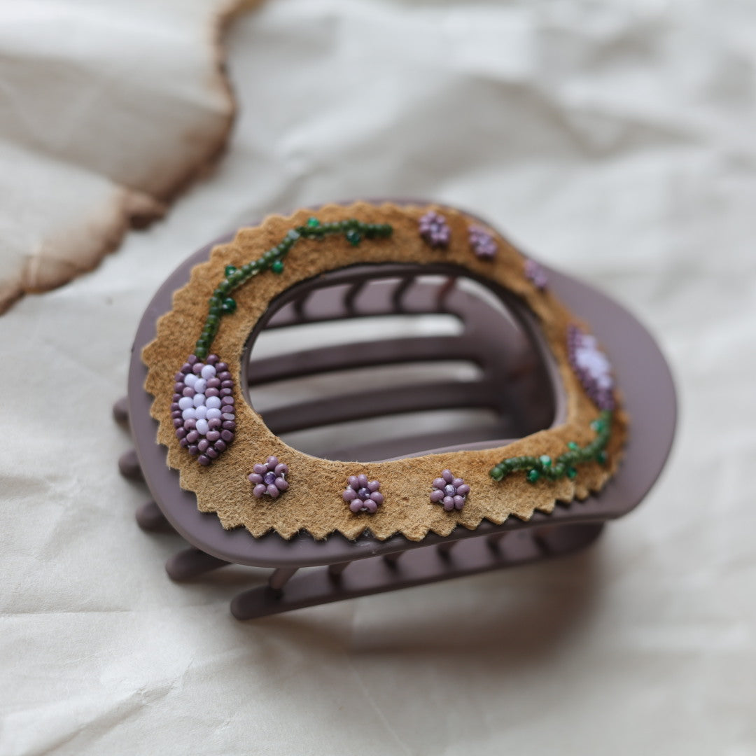 TLee Beads Beaded Flat Claw Clip