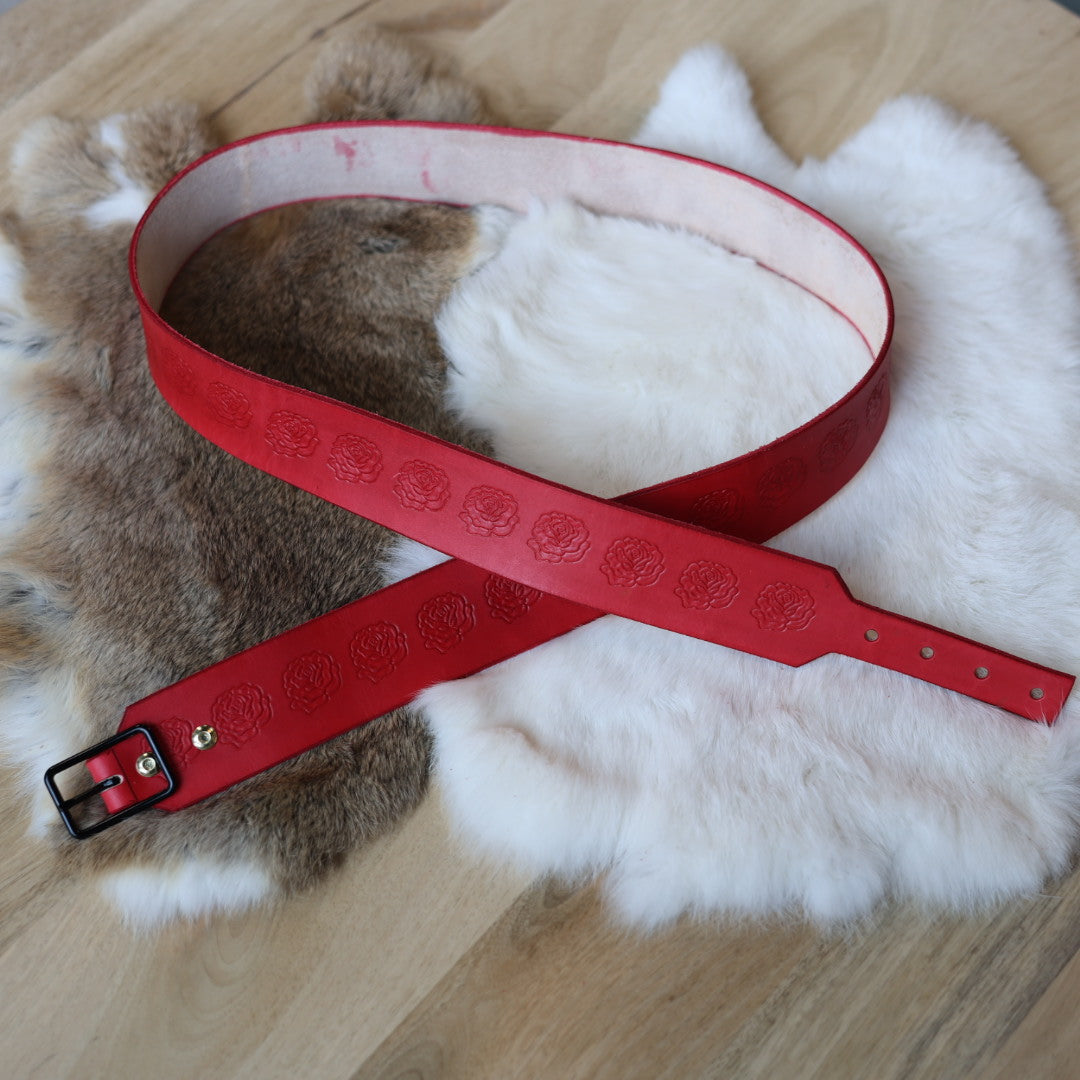 Iskotew Pahkekin Everyday 52" Rose Red Leather Belt