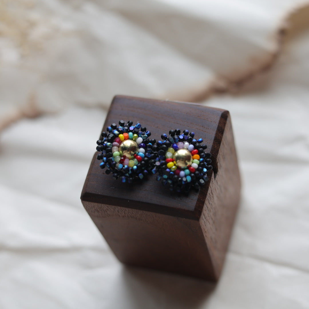 TLee Beads Tiny Brass Conch Beaded Studs