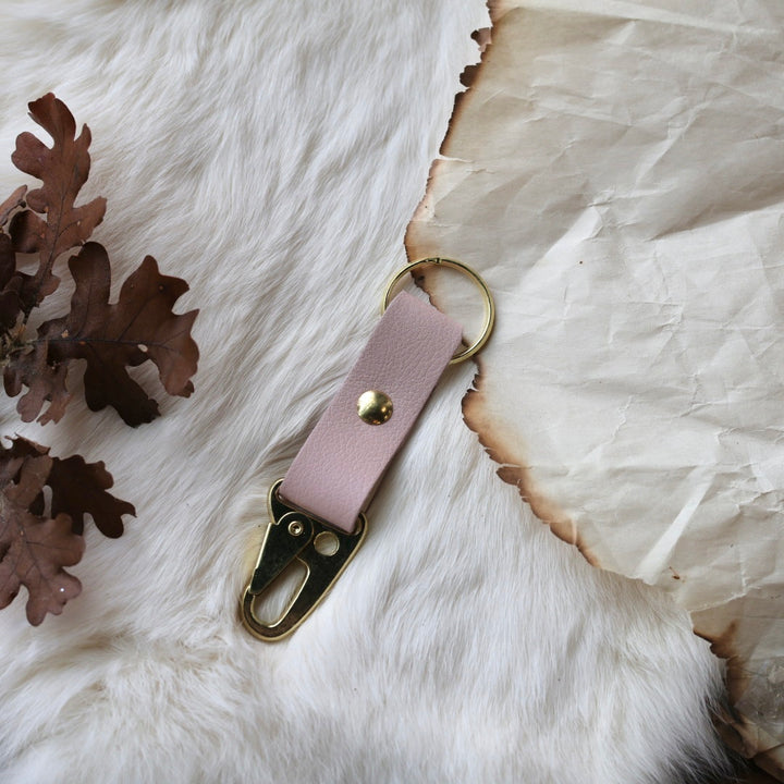 1885 Leather Co. Leather Rifle Clip Keychain