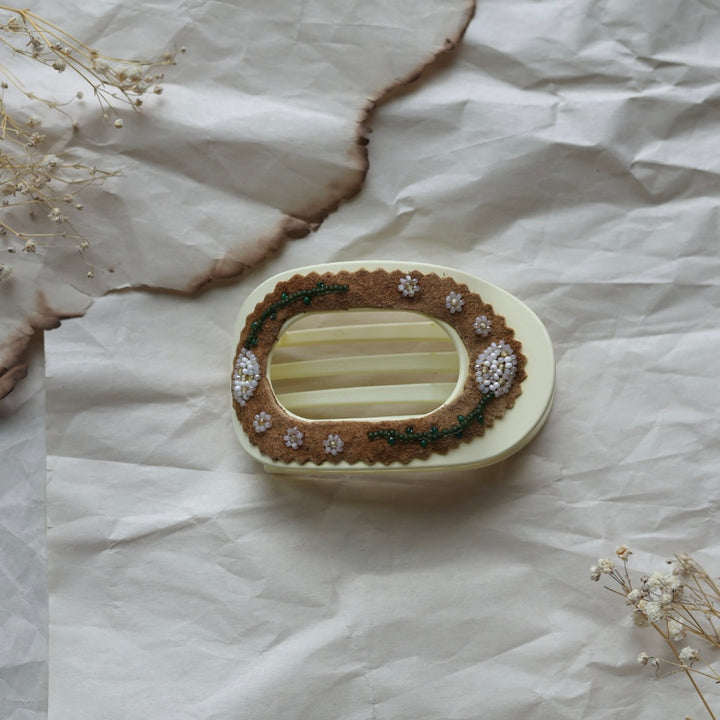 TLee Beads Beaded Flat Claw Clip