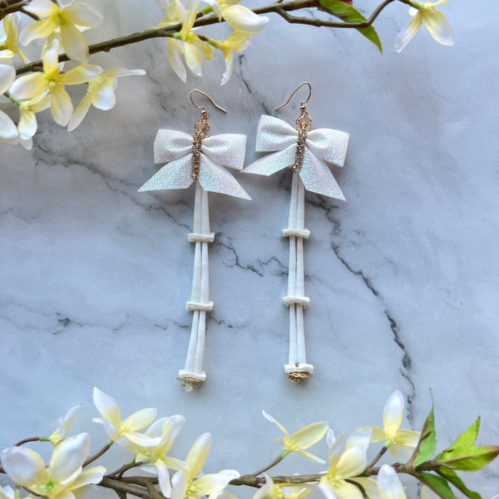 Dentaliums By Dionne Stacked Dentalium Necklace & Earring Set