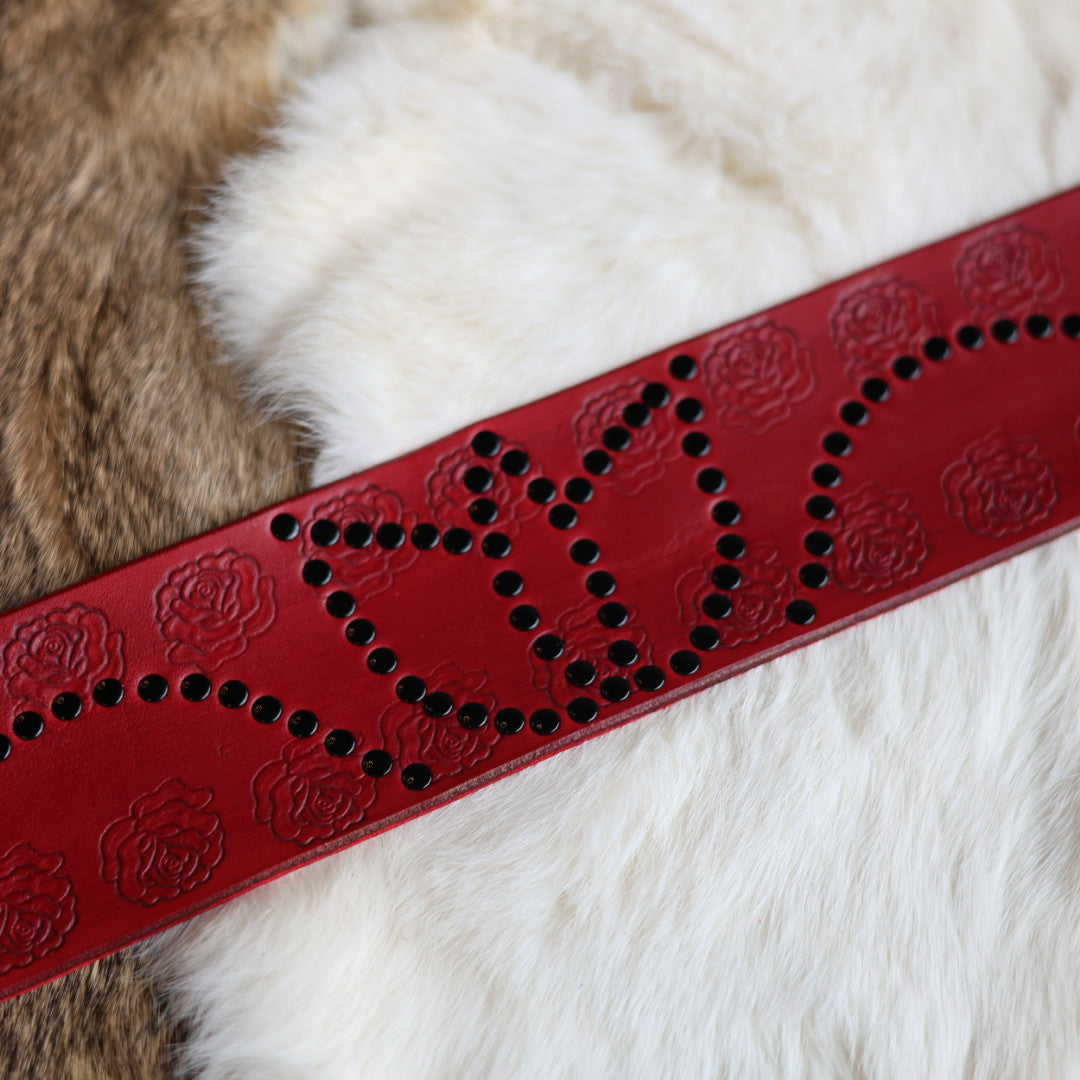 Iskotew Pahkekin Children's 23" Rose Stamped Leather Belt