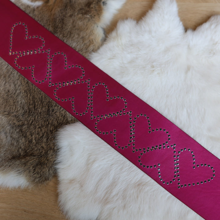 Iskotew Pahkekin 34" Heart Pink Leather Belt