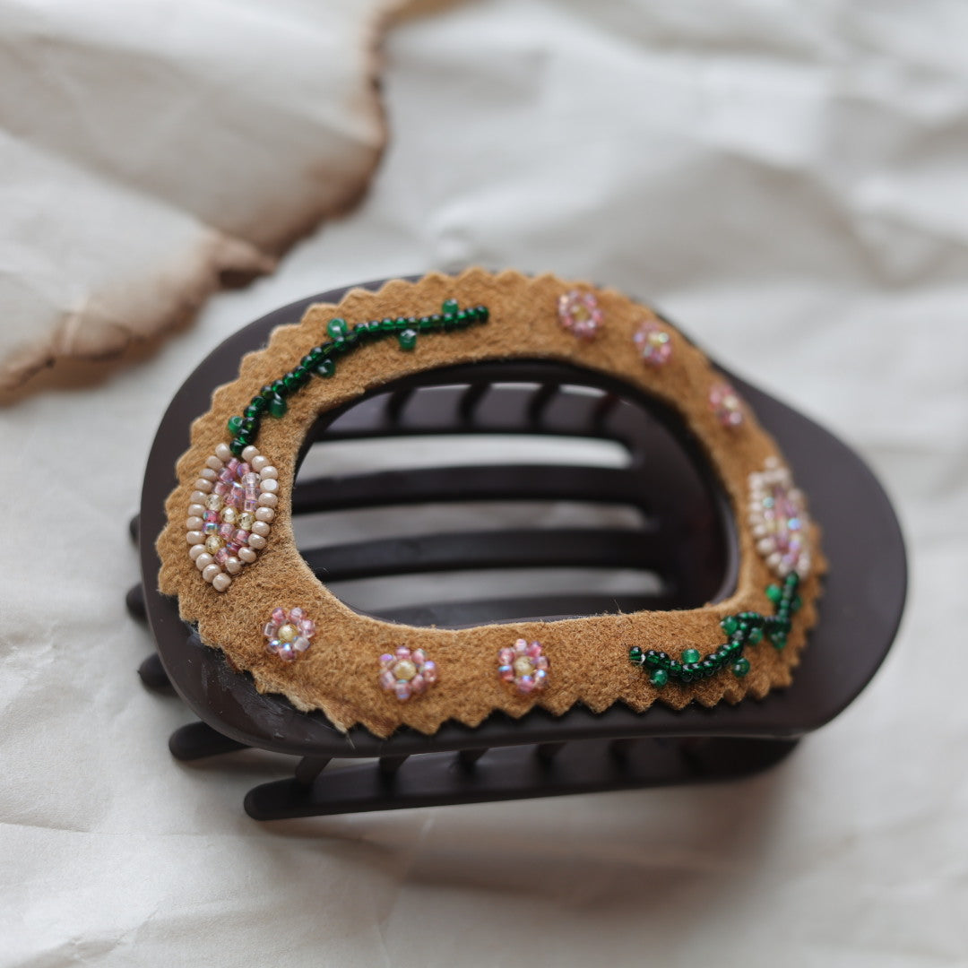 TLee Beads Beaded Flat Claw Clip