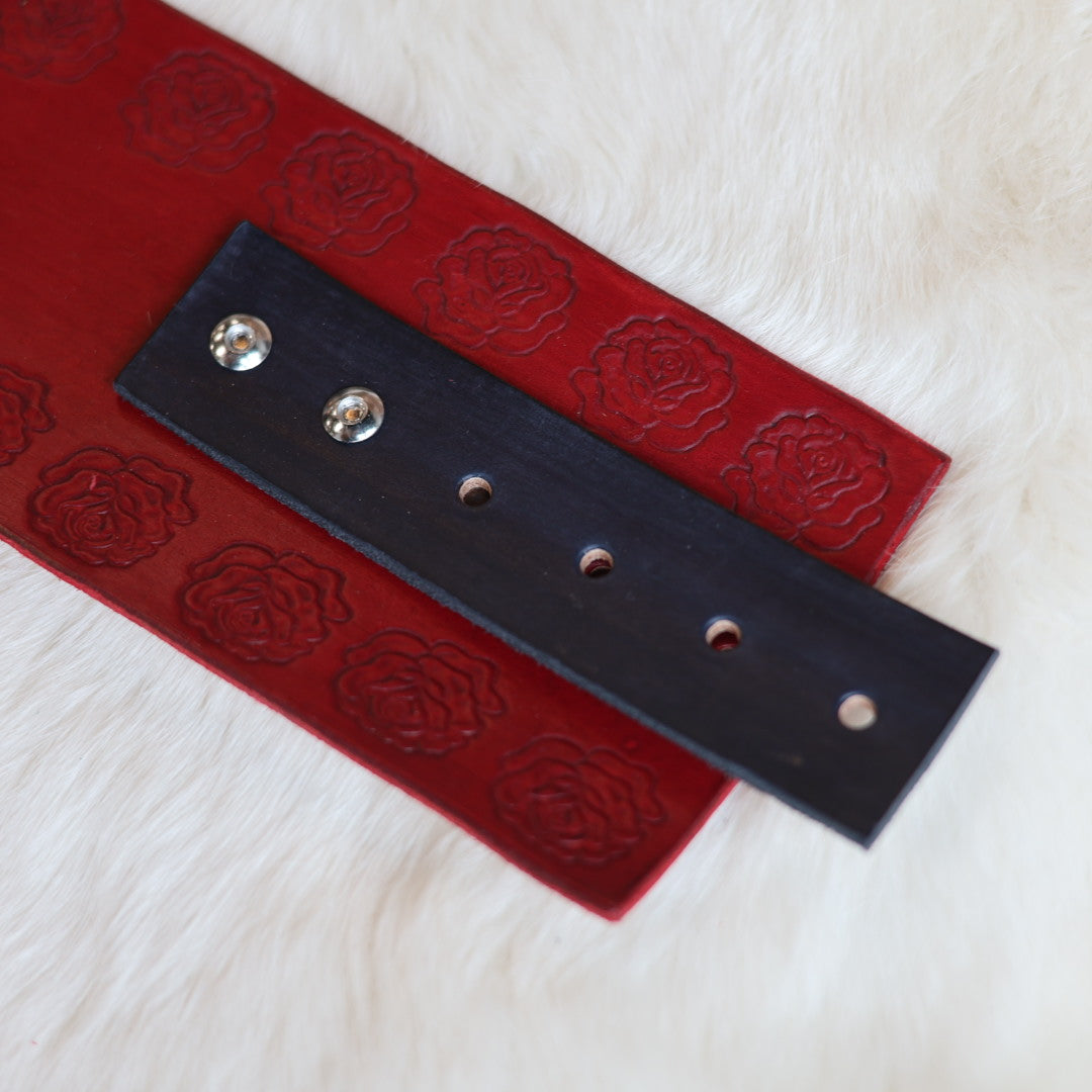 Iskotew Pahkekin 38" Rose Stamped Leather Belt