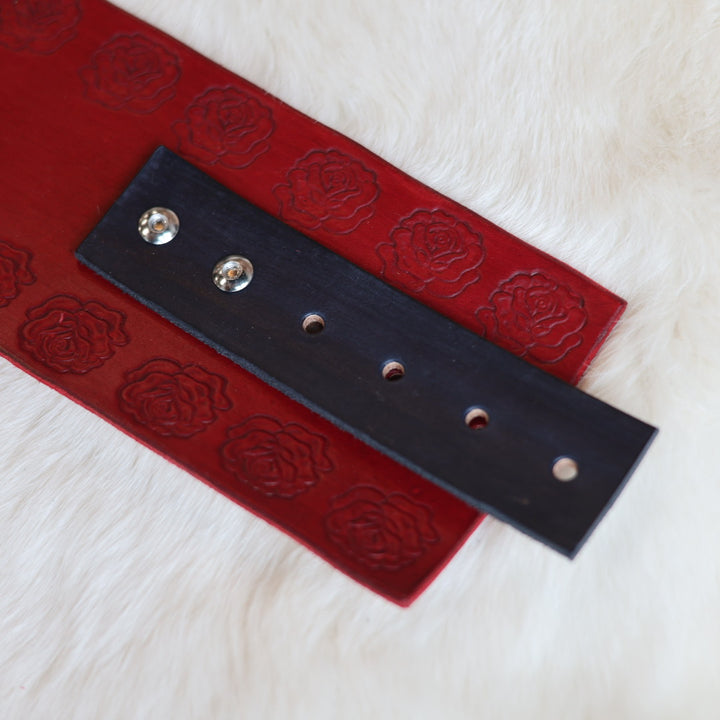 Iskotew Pahkekin 38" Rose Stamped Leather Belt