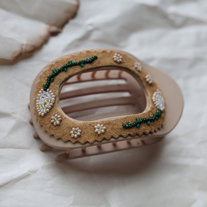 TLee Beads Beaded Flat Claw Clip