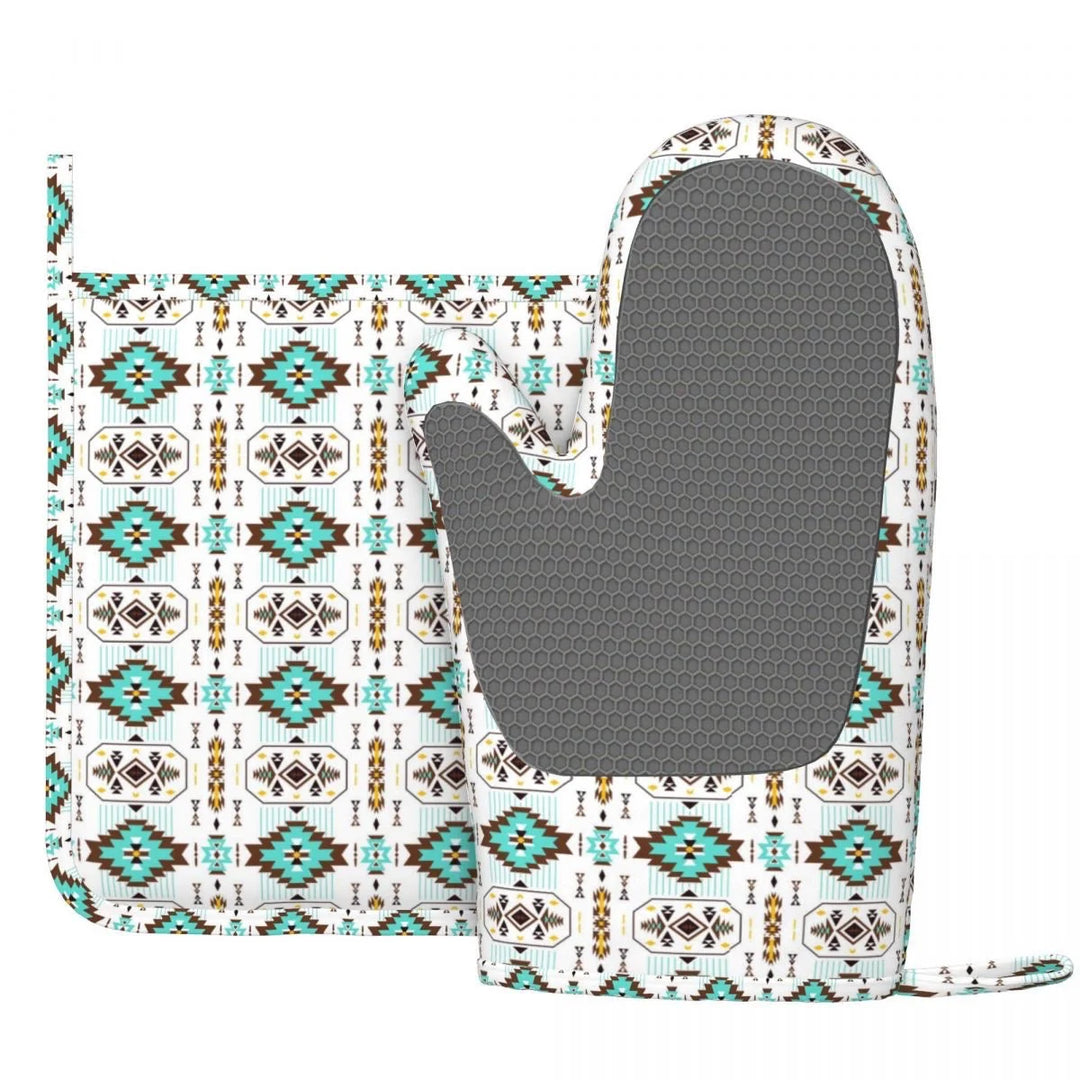 Keya Aztec White Oven Mitt Set