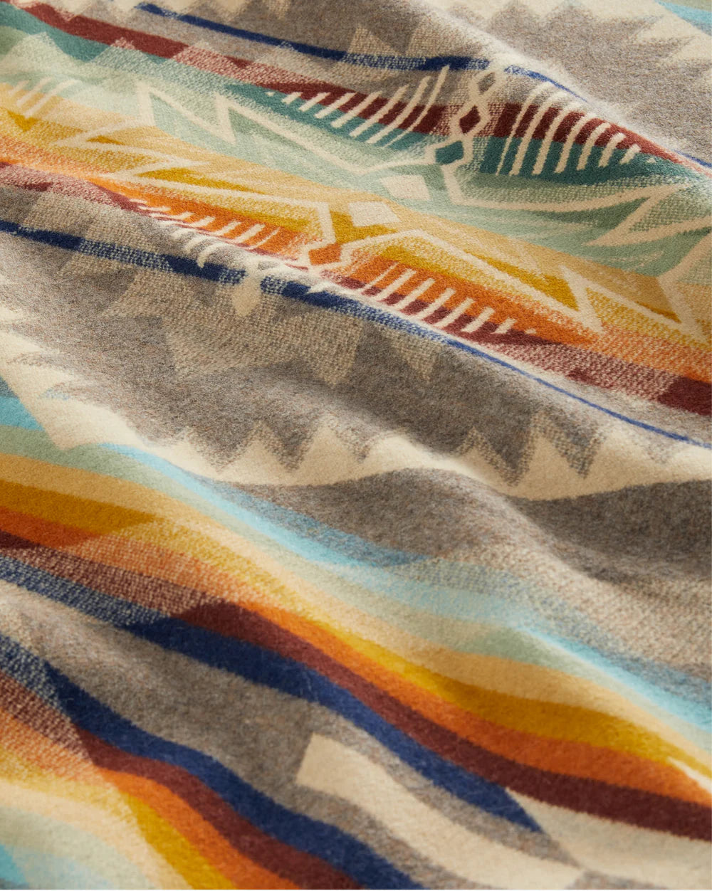 Pendleton Jacquard Unnapped Robe Summerland Blanket