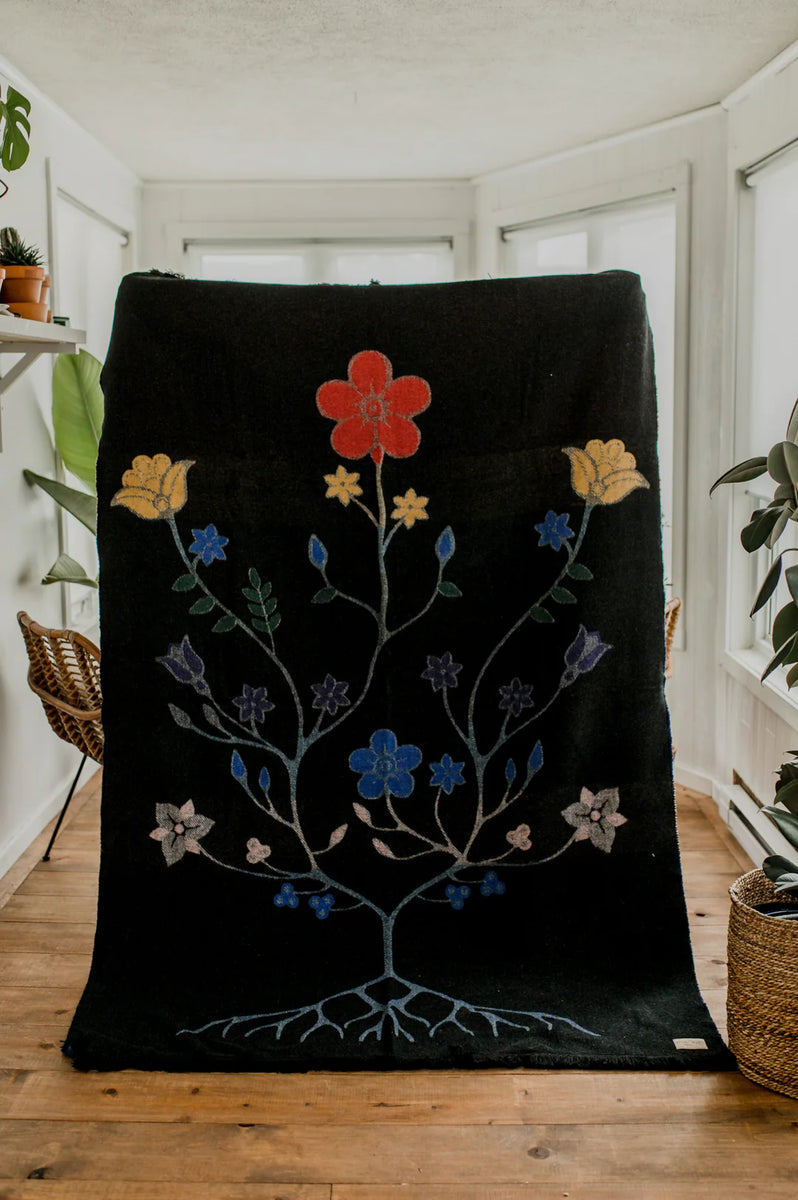 MINI TIPI Coloured Woodland Floral Wool Blanket – Wanuskewin Gift Shop