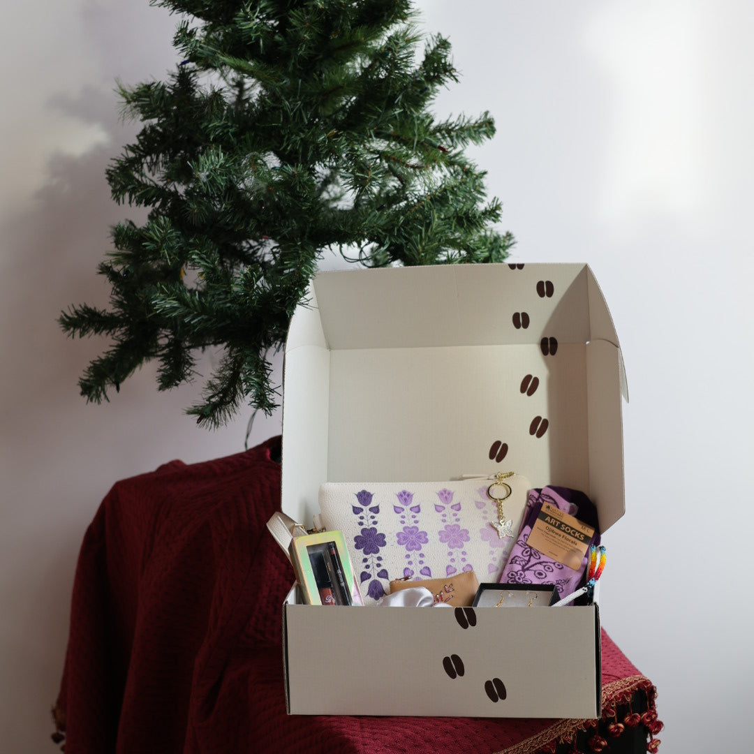 Aliyah's Accessory Essentials