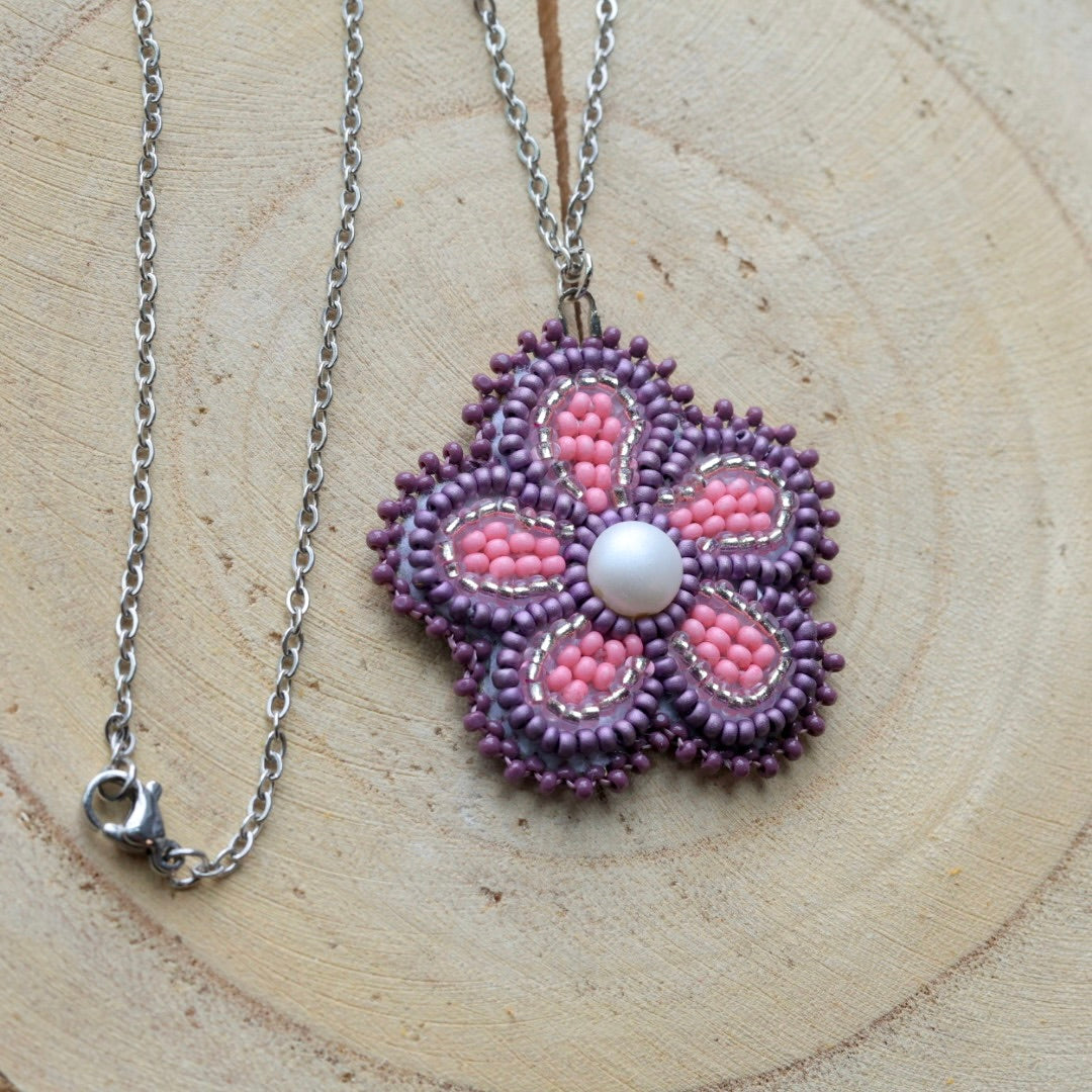 Windy North Designs Pink & Purple Floral Beaded Necklace & Earrings