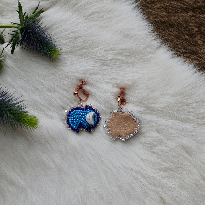 Mercedes G. Mini Bison Beaded Clip-On Earrings