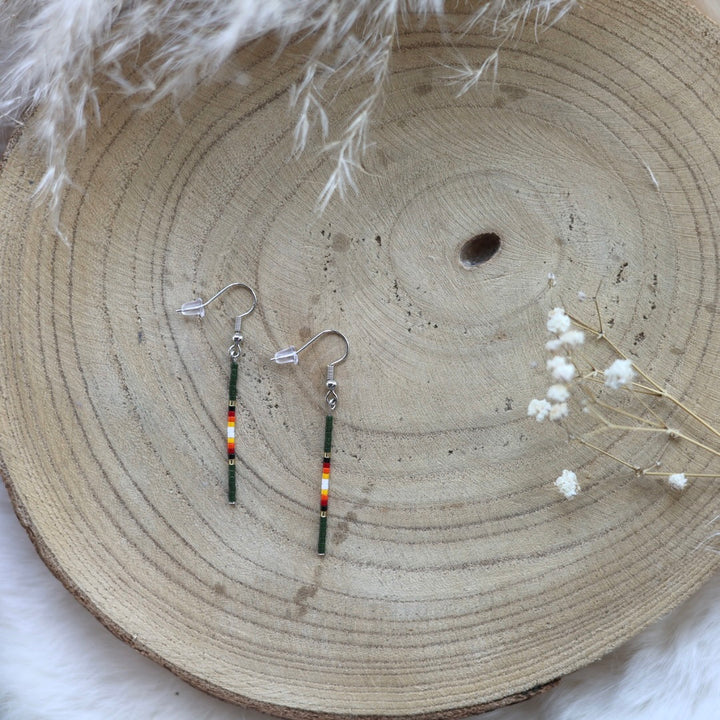 Sophie's Creations Simple Single-Strand Beaded Earrings