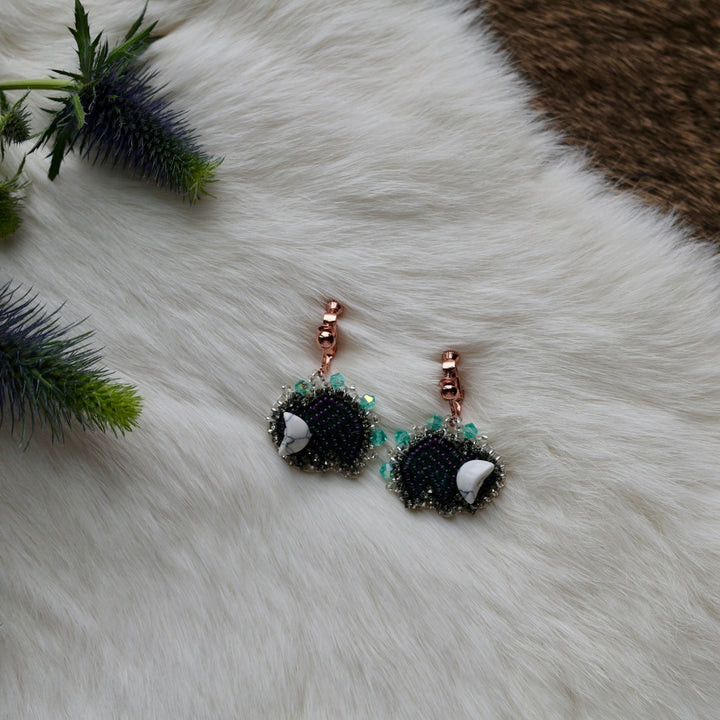 Mercedes G. Mini Bison Beaded Clip-On Earrings