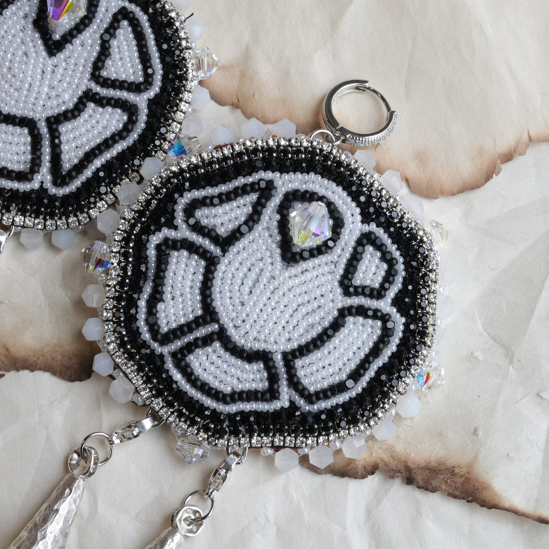 TLee Beads Ermine Roses Beaded Earrings
