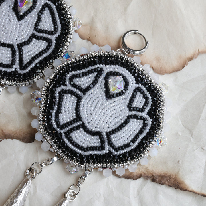 TLee Beads Ermine Roses Beaded Earrings