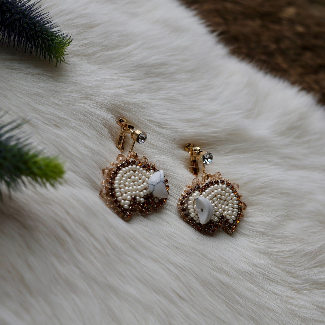 Mercedes G. Mini Bison Beaded Clip-On Earrings