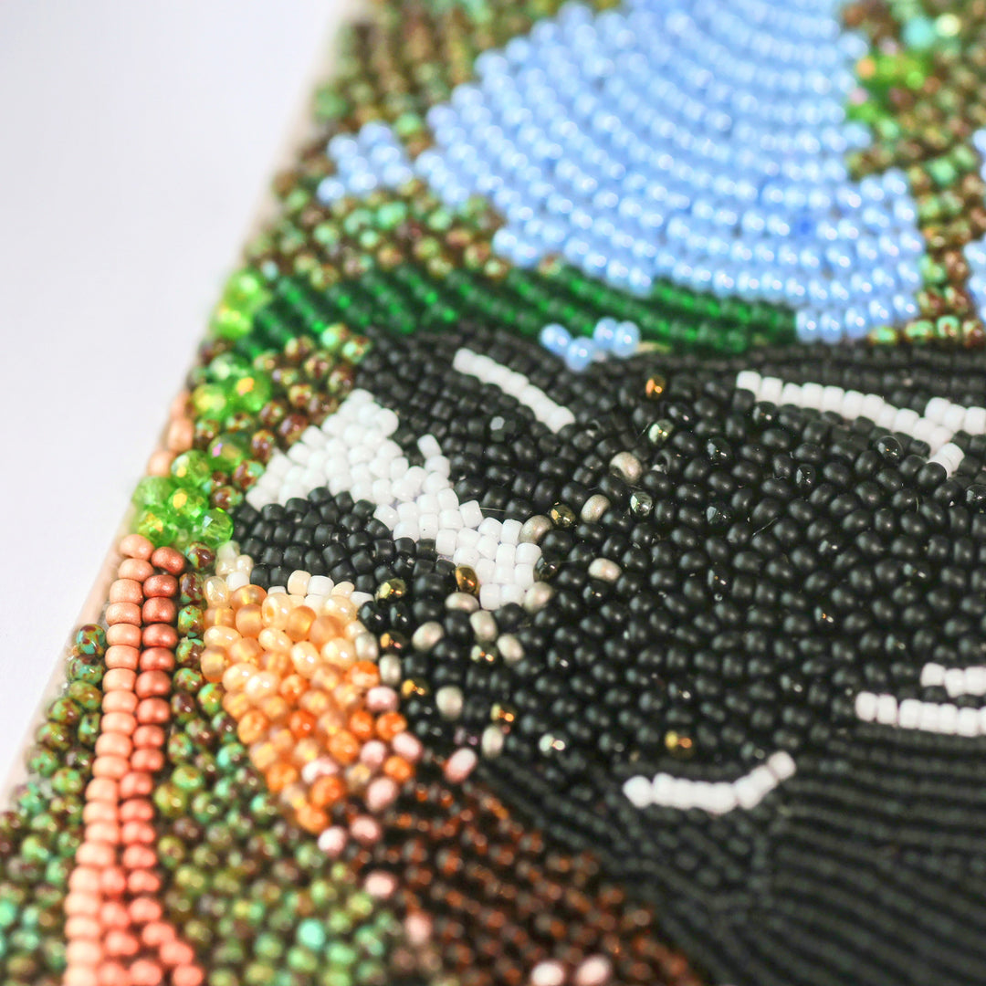 Lii Rasaad Pīwakawaka Beaded Image