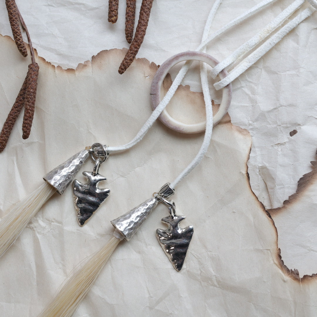 TLee Beads Horsehair Bolo Necklace Necklace