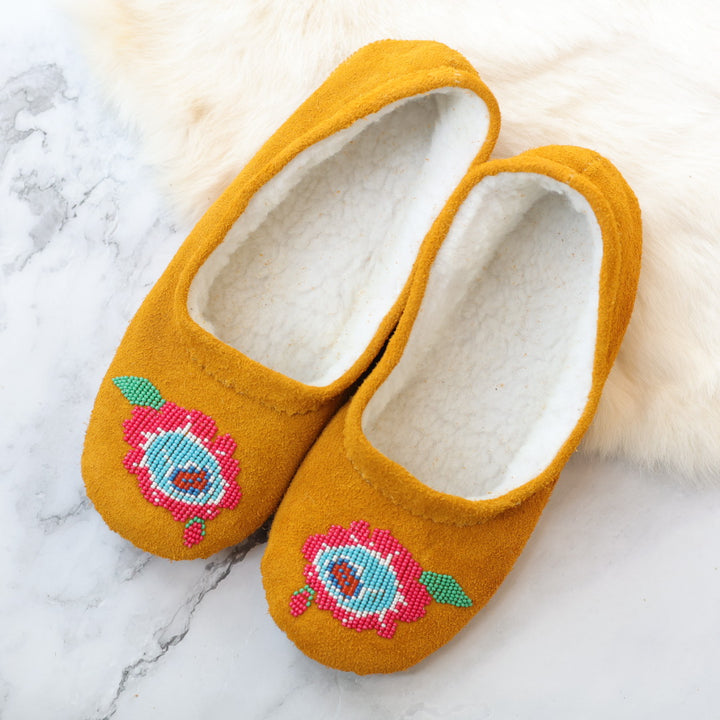 T.Sullivan Size 8 Women Red Flower Ballerina Slippers