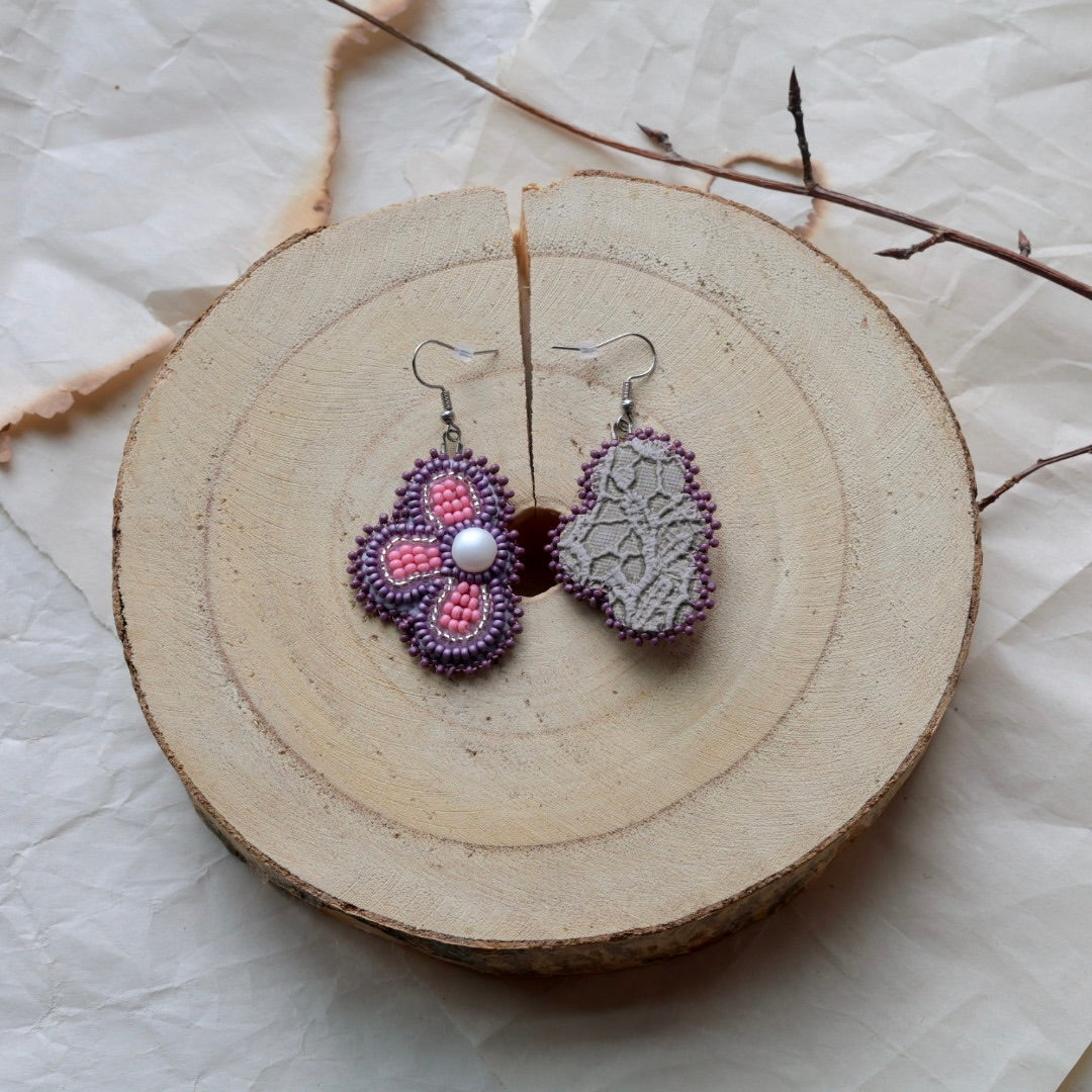 Windy North Designs Pink & Purple Floral Beaded Necklace & Earrings