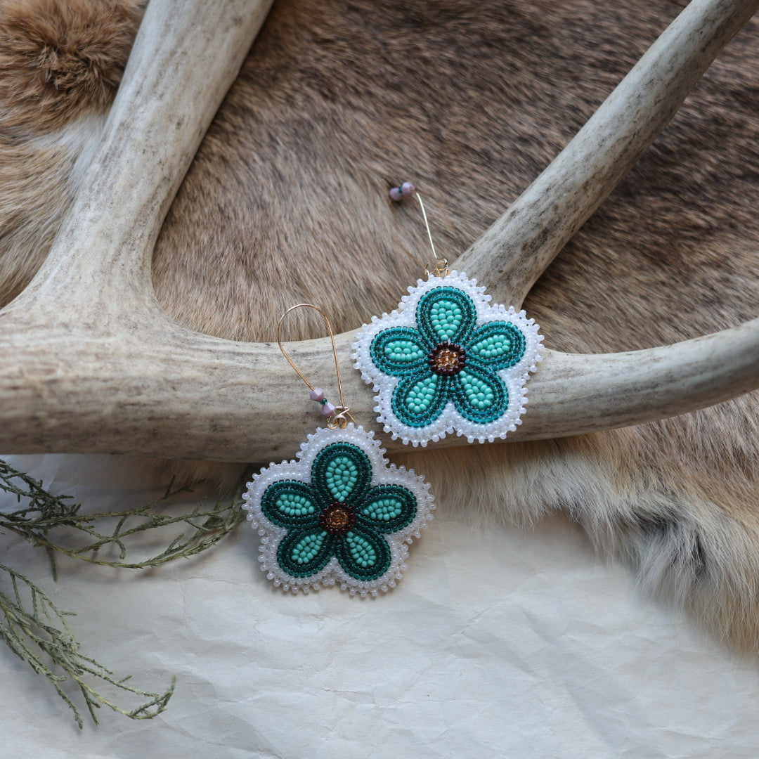 Keegan W. Floral Necklace & Earrings