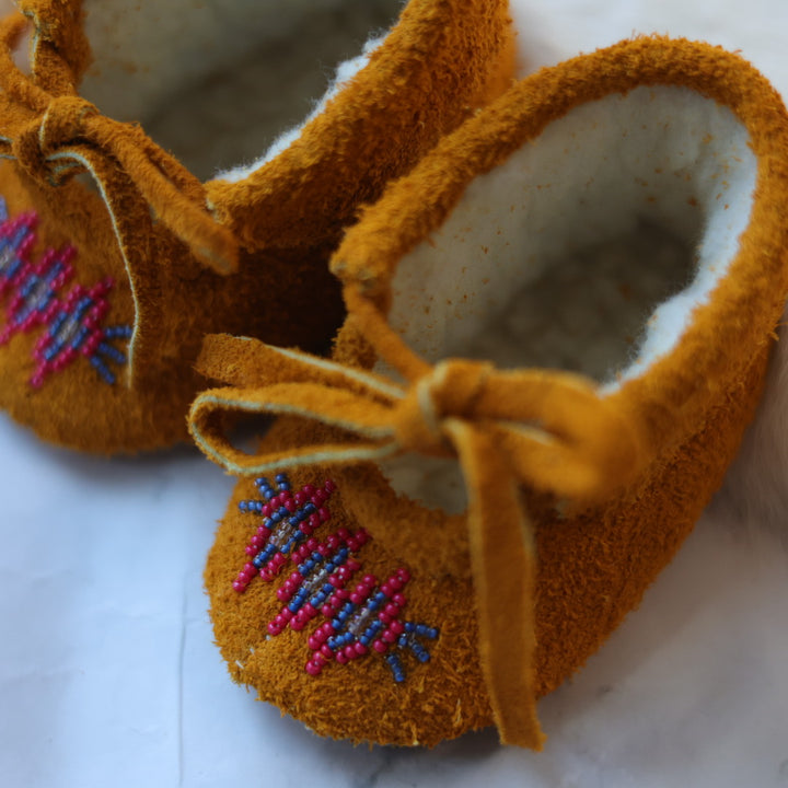T. Sullivan 9-12mos Infant Diamond Trio Ballerina Slipper