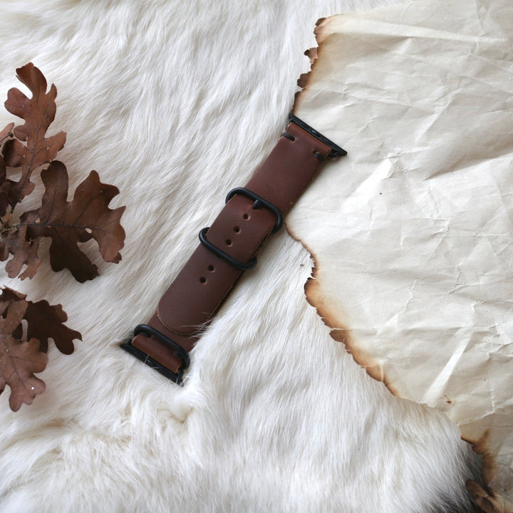 1885 Leather Co. 44-49mm Apple Watch Band