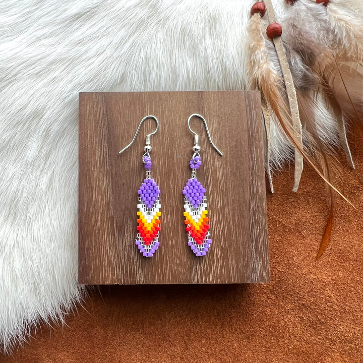 Dorothy B. Mini Peyote Feather Earrings