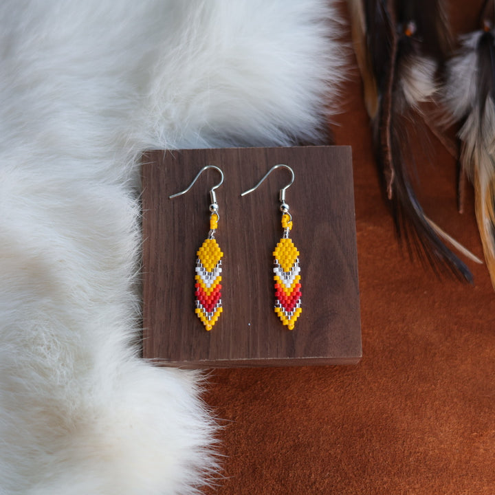 Dorothy B. Mini Peyote Feather Earrings