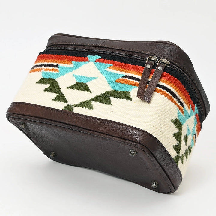 LS Western Ivory Saddle Blanket &amp; Leather Jewelry Case
