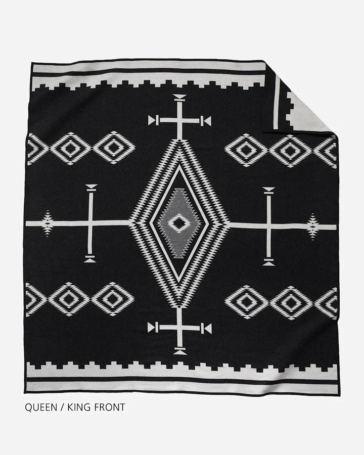 Pendleton Los Ojos Jacquard Blanket