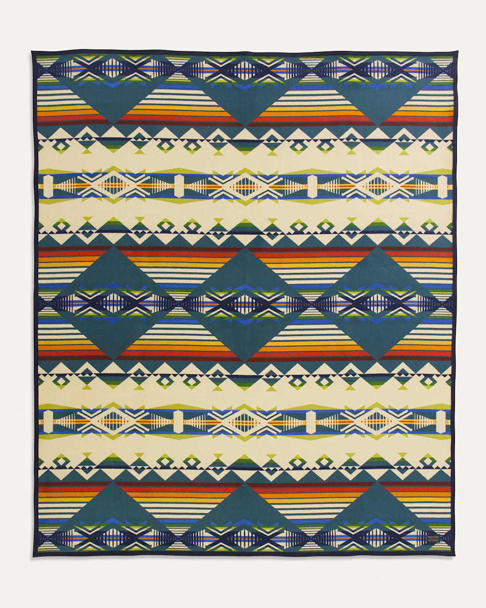 Pendleton Creekside Jacquard Blanket