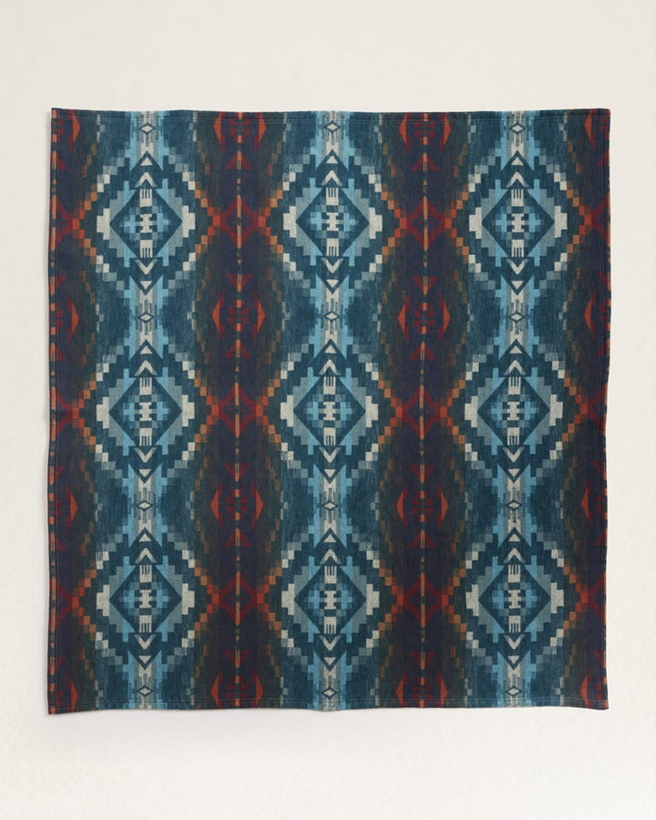 Pendleton Carico Organic Cotton Throw Gift Set
