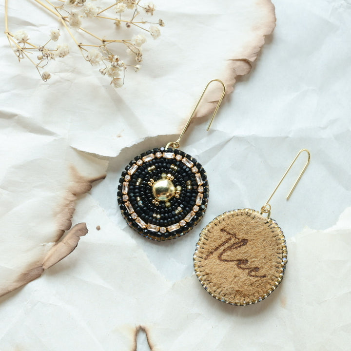 TLee Beads Black & Gold Beaded Necklace & Earrings