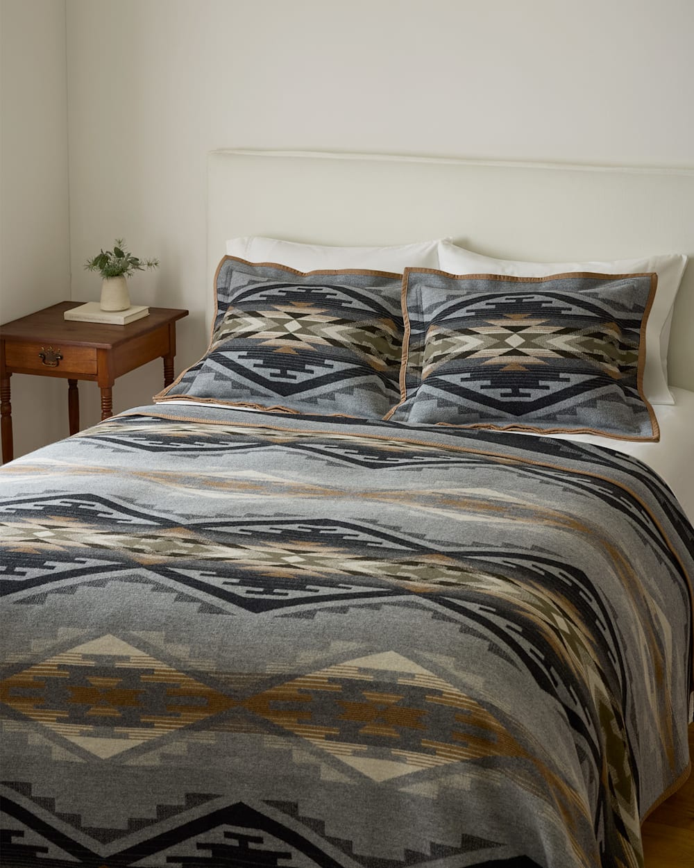 Pendleton Tumalo Ridge Blanket