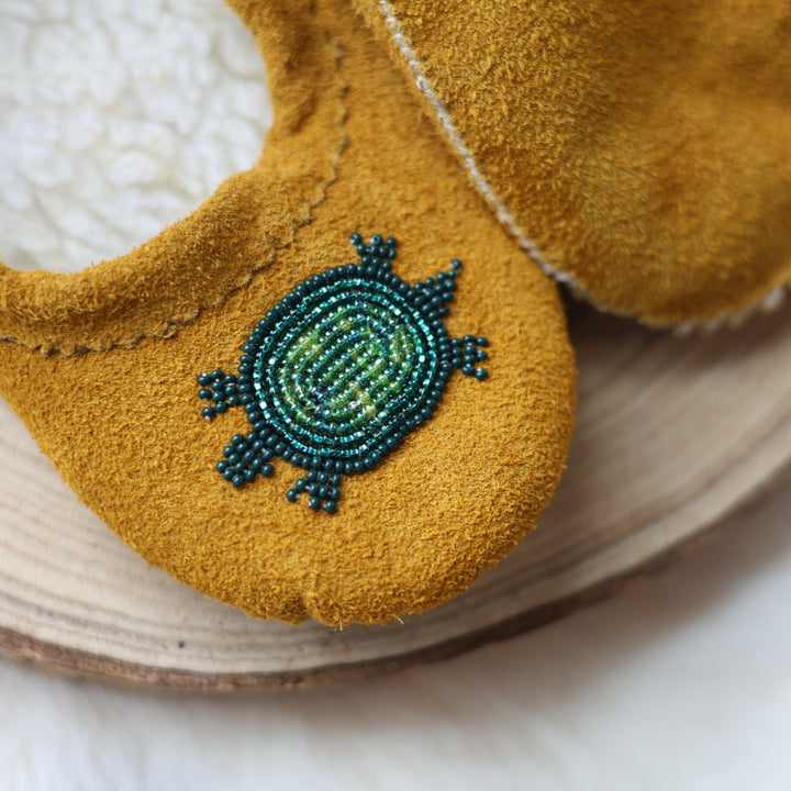 T.Sullivan Size 7 Women Turtle Ballerina Slippers