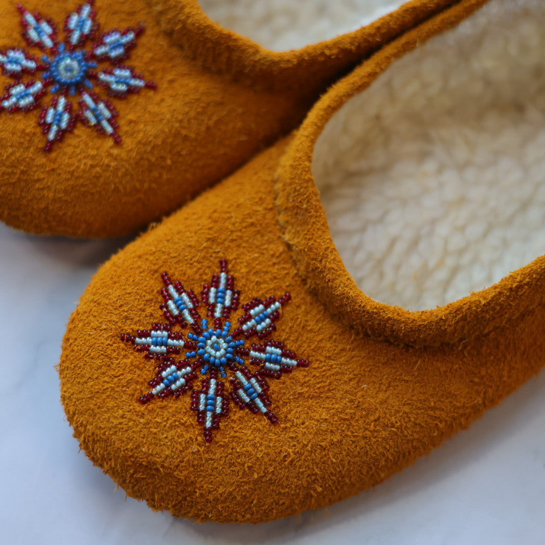 T.Sullivan Size 9 Dark Red &amp; Blue Snowflake Ballerina Slippers