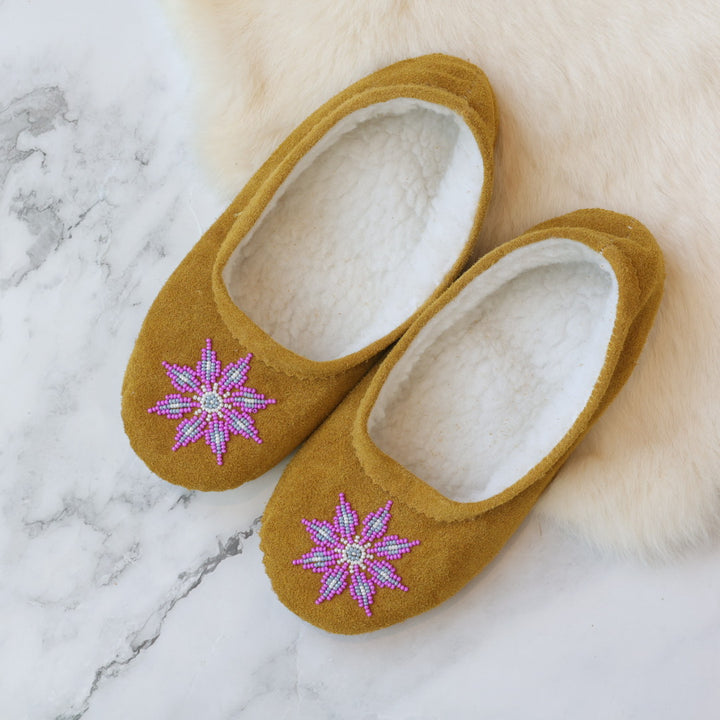 T.Sullivan Size 6 Pink Snowflake Ballerina Slippers