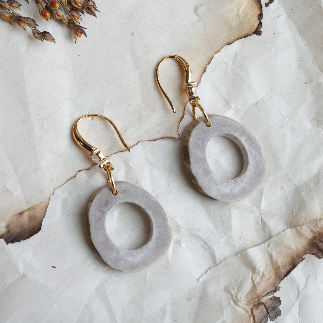 TLee Beads Carved Deer Antler Earrings