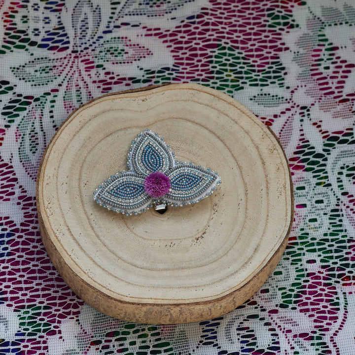 Feline Fancy Eh Tufted Beaded Hair Barrette